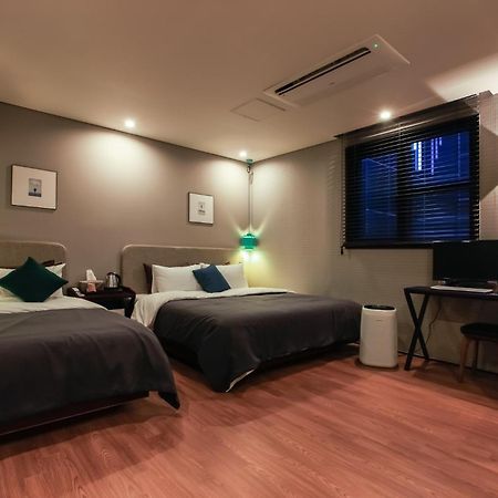 Brown Dot Yangjeong Busan Exterior foto